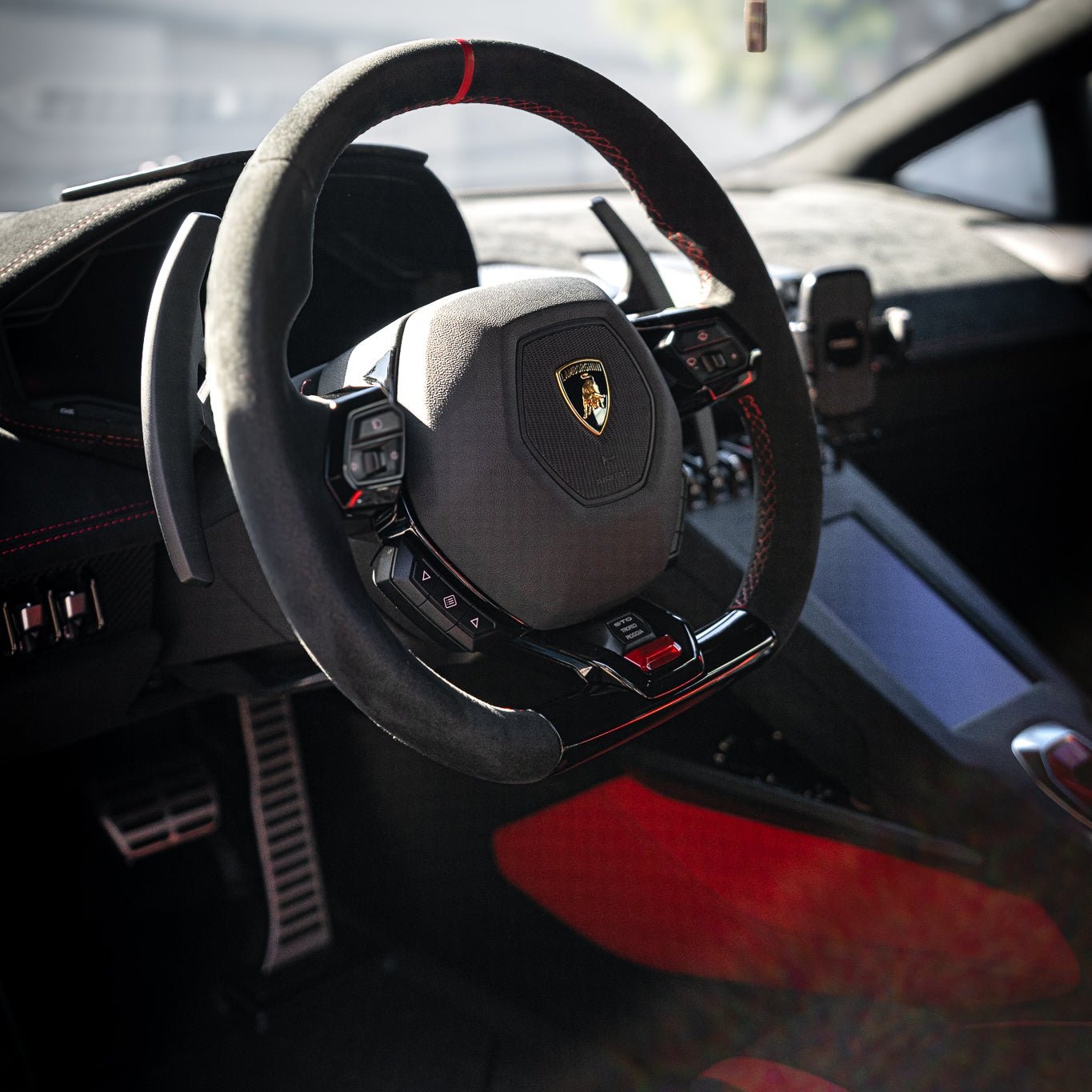Lamborghini Huracan STO